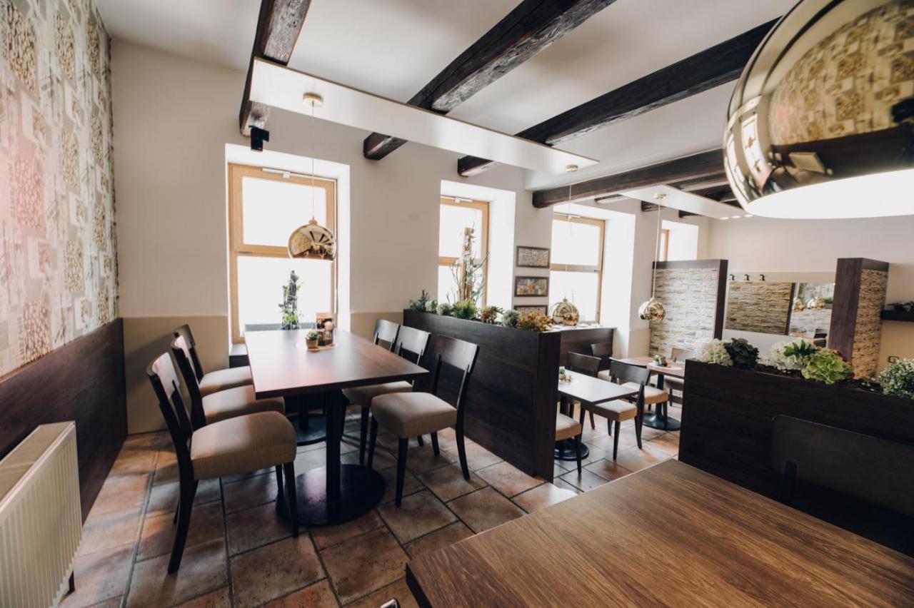 Point Pension-restaurant 3*